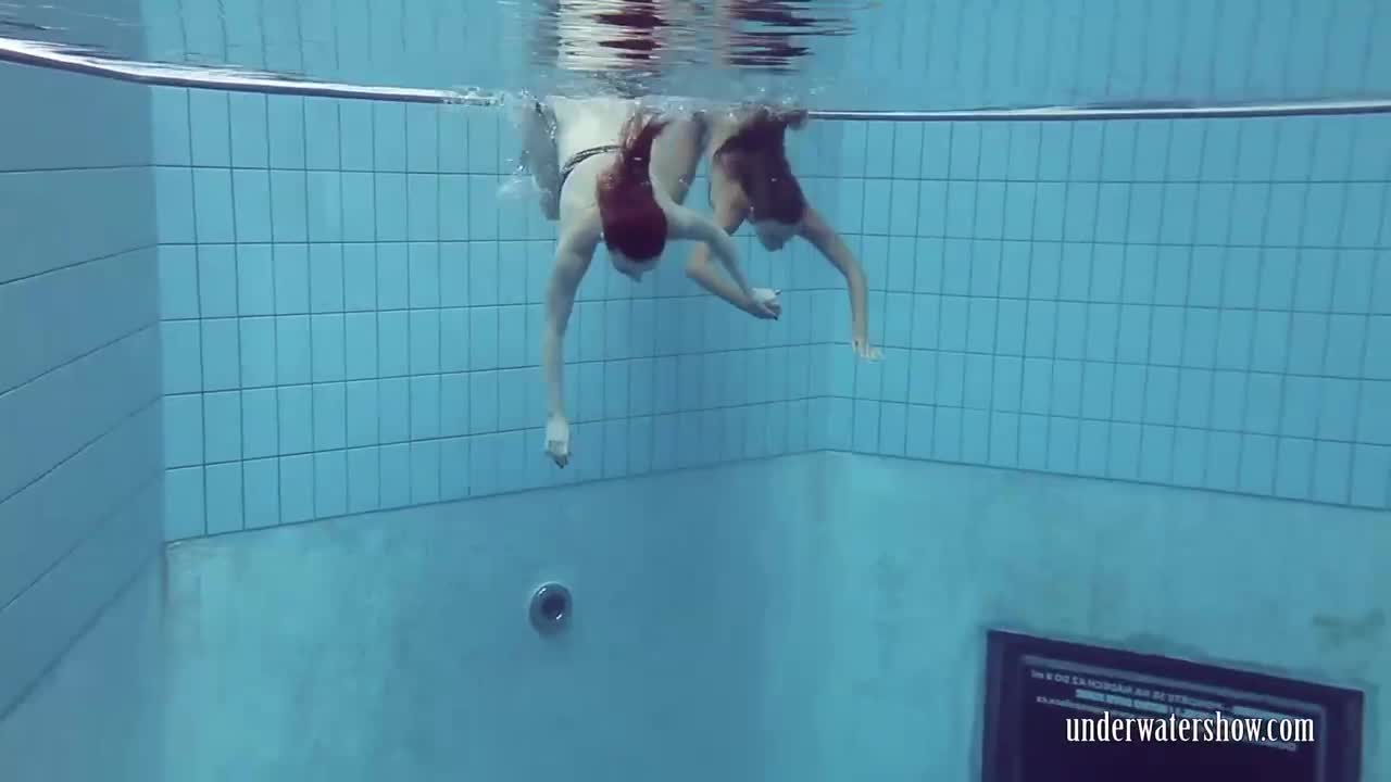Underwater Show featuring Lucy and Katrin's natural tits action